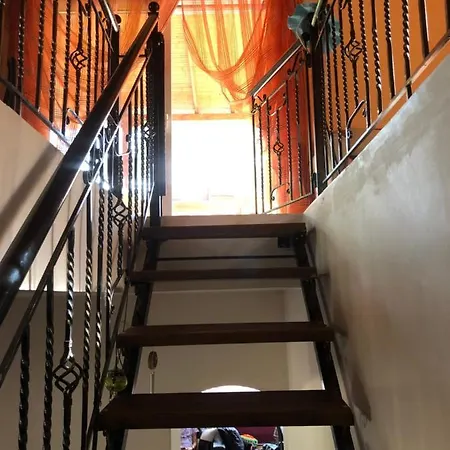 Melpo *