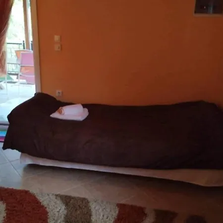 Melpo *