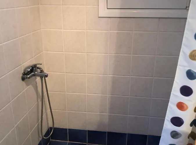 Melpo Λυκοδρόμιο